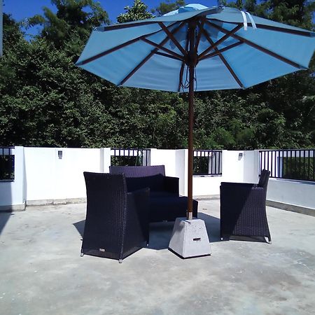 The Moose Weligama Bed & Breakfast Exterior photo