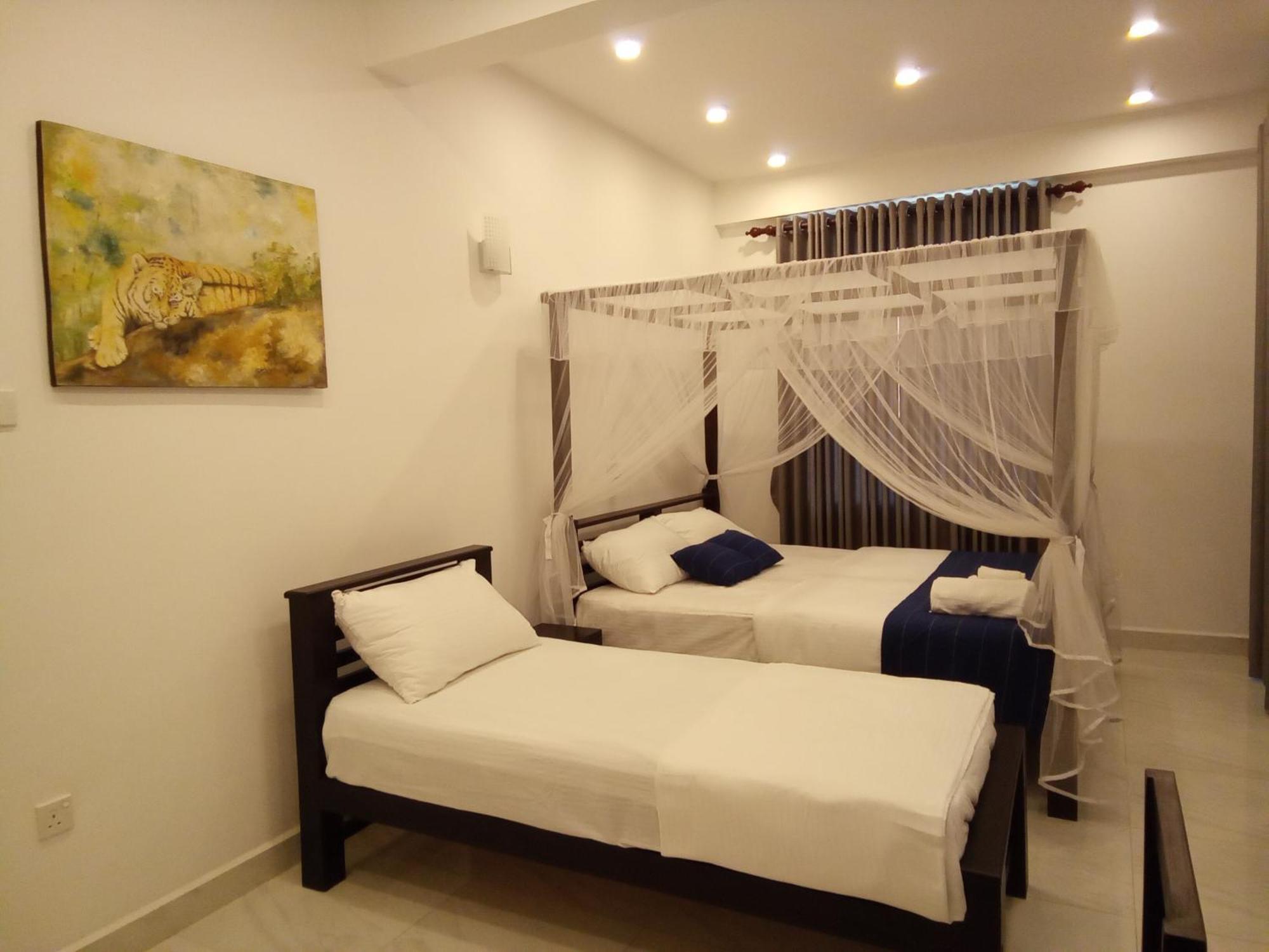 The Moose Weligama Bed & Breakfast Exterior photo