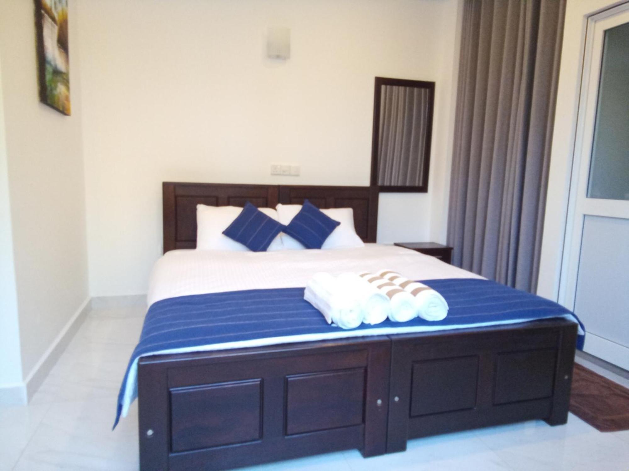 The Moose Weligama Bed & Breakfast Exterior photo