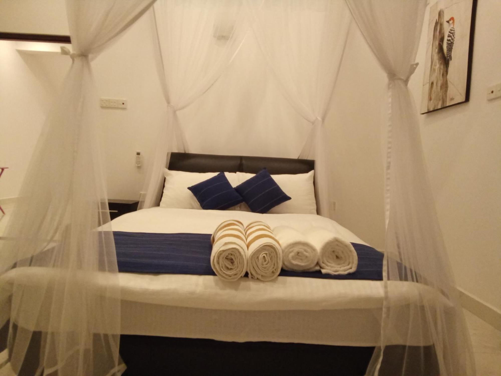 The Moose Weligama Bed & Breakfast Exterior photo