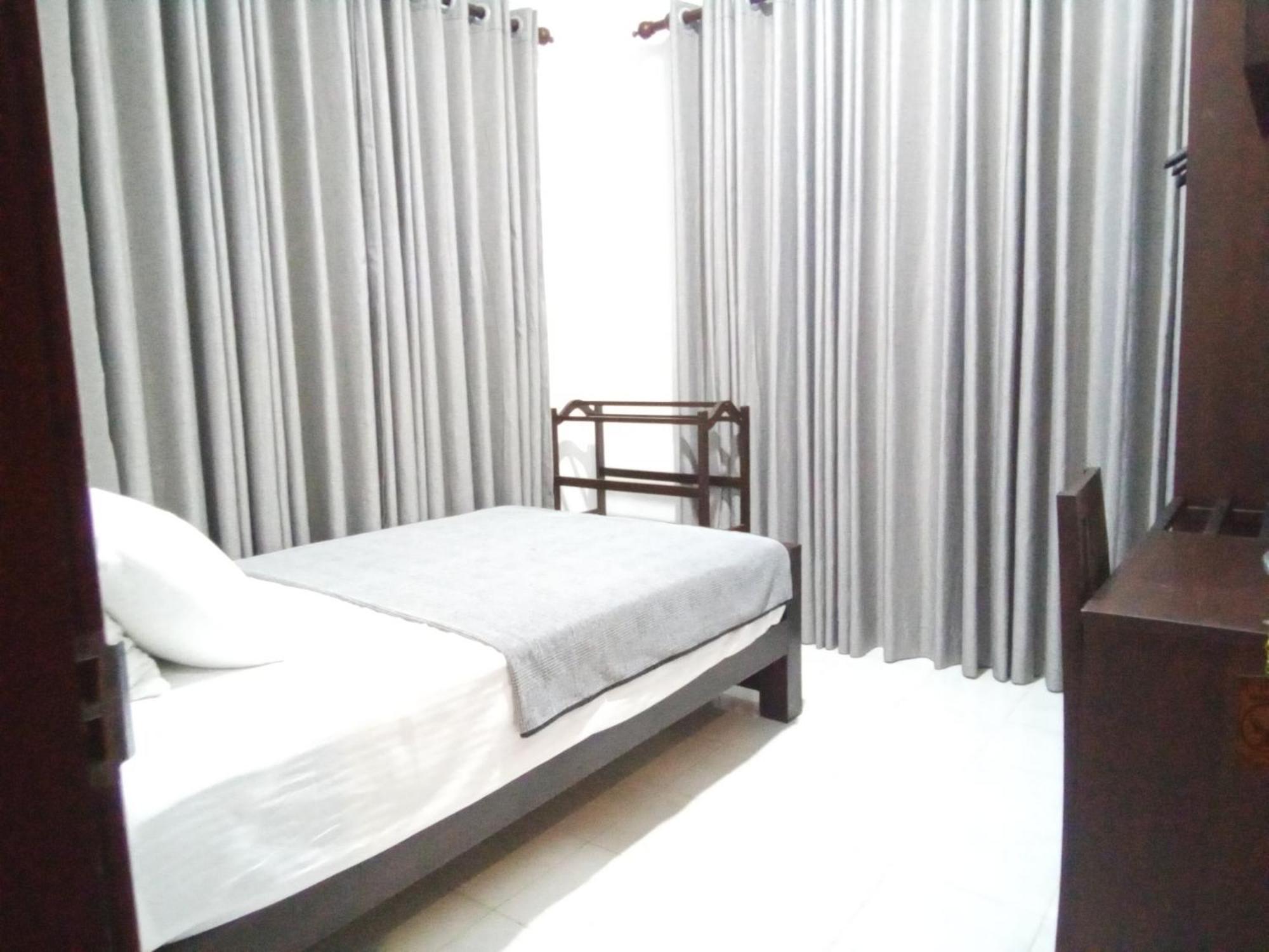 The Moose Weligama Bed & Breakfast Exterior photo